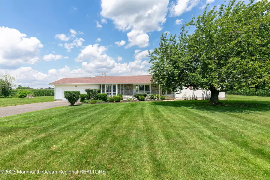 55 Arneys Mount Road, Pemberton, NJ 08068