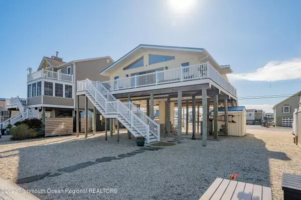 Tuckerton, NJ 08087,285 Heron Road