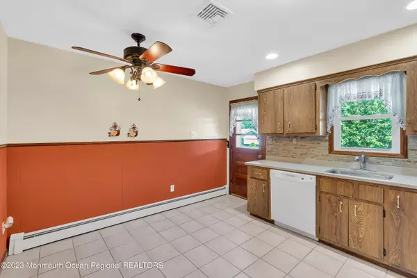 Spotswood, NJ 08884,324 Madison Avenue