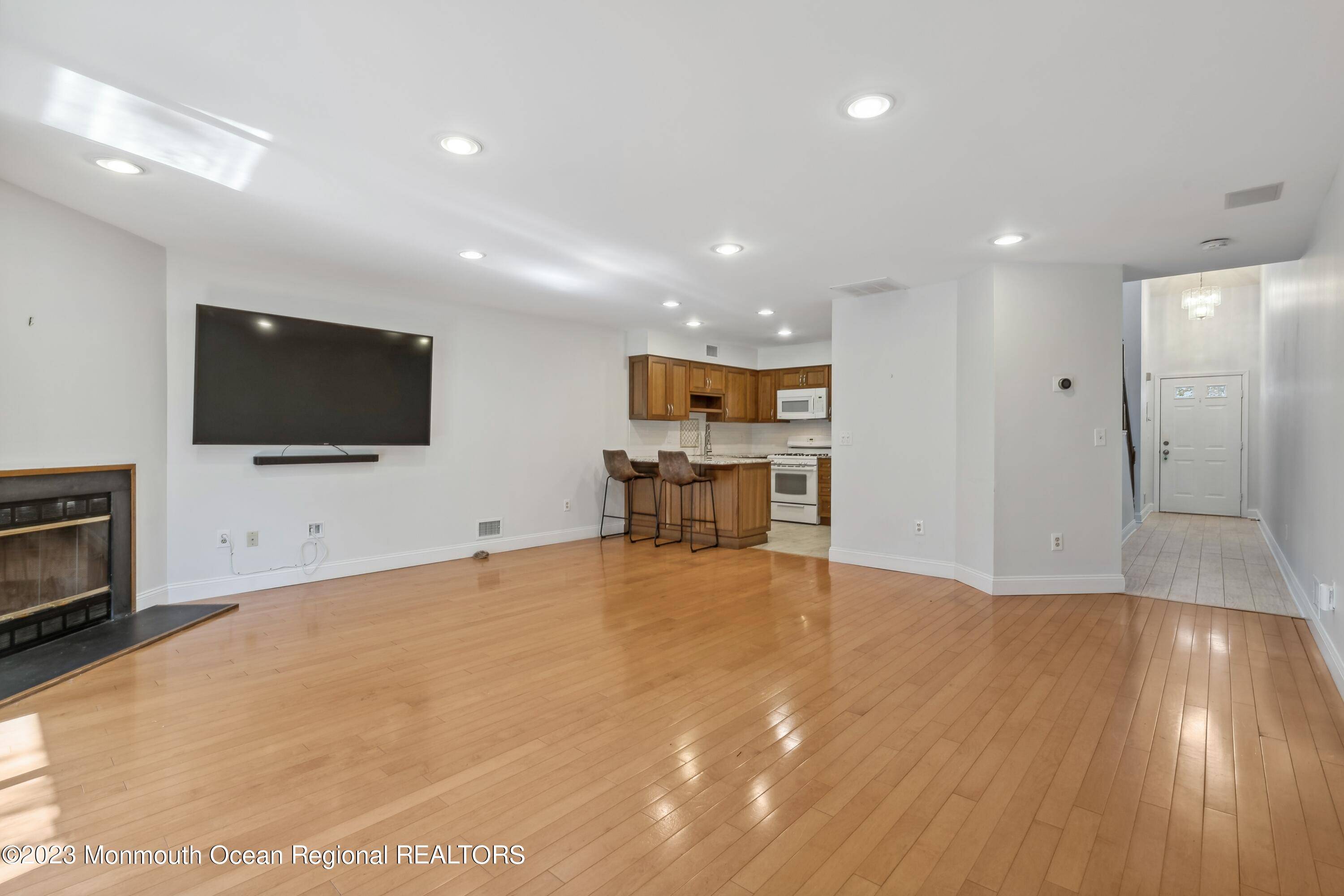 Long Branch, NJ 07740,40 Shore Drive