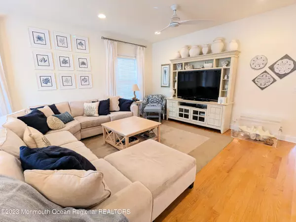 Lavallette, NJ 08735,61 Las Vegas Road