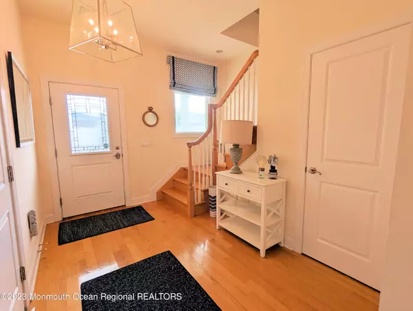 Lavallette, NJ 08735,61 Las Vegas Road