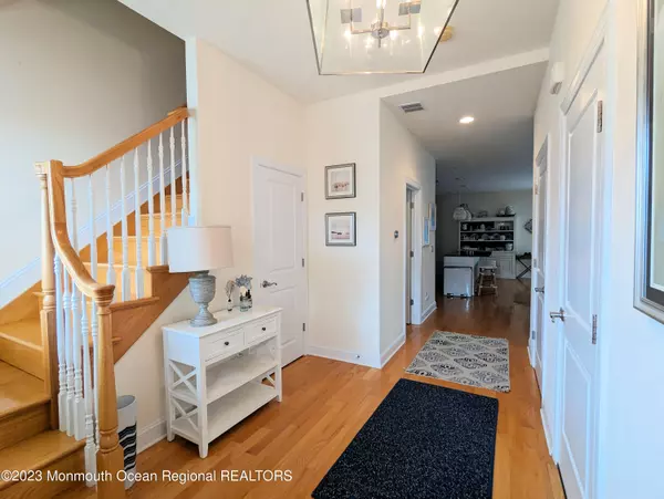 Lavallette, NJ 08735,61 Las Vegas Road