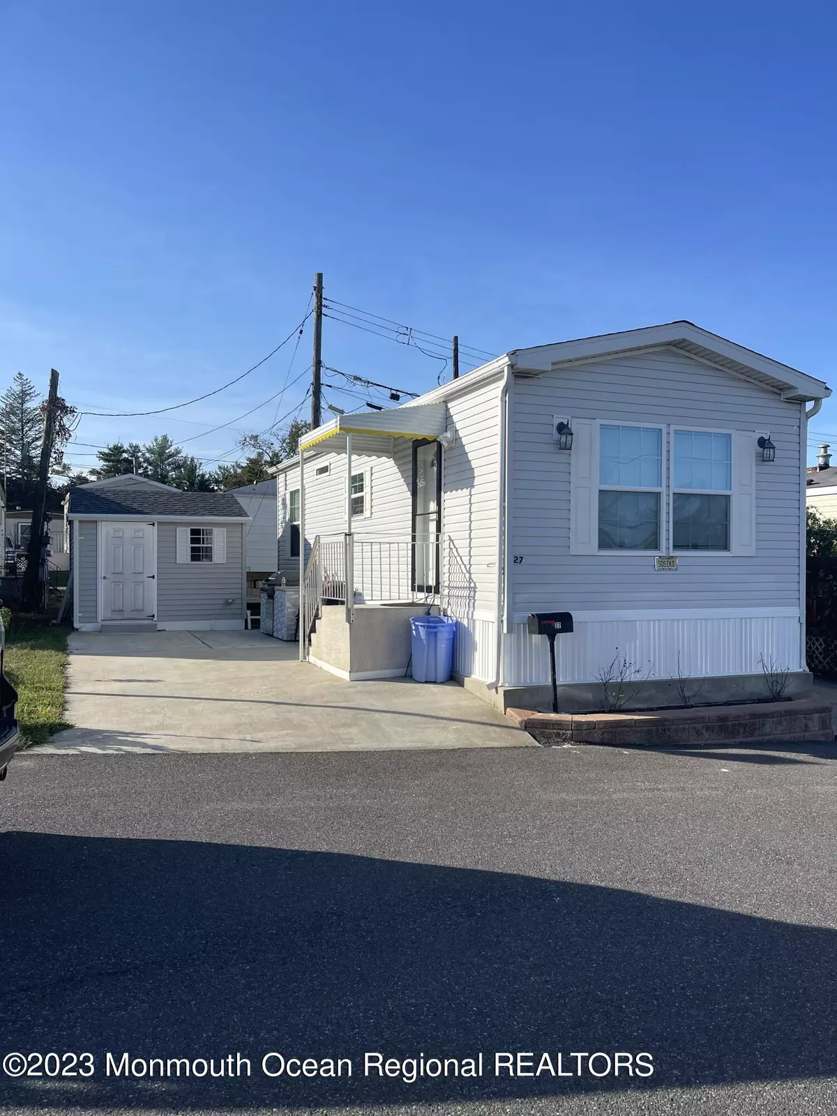 Neptune City, NJ 07753,220 W Sylvania Avenue #27