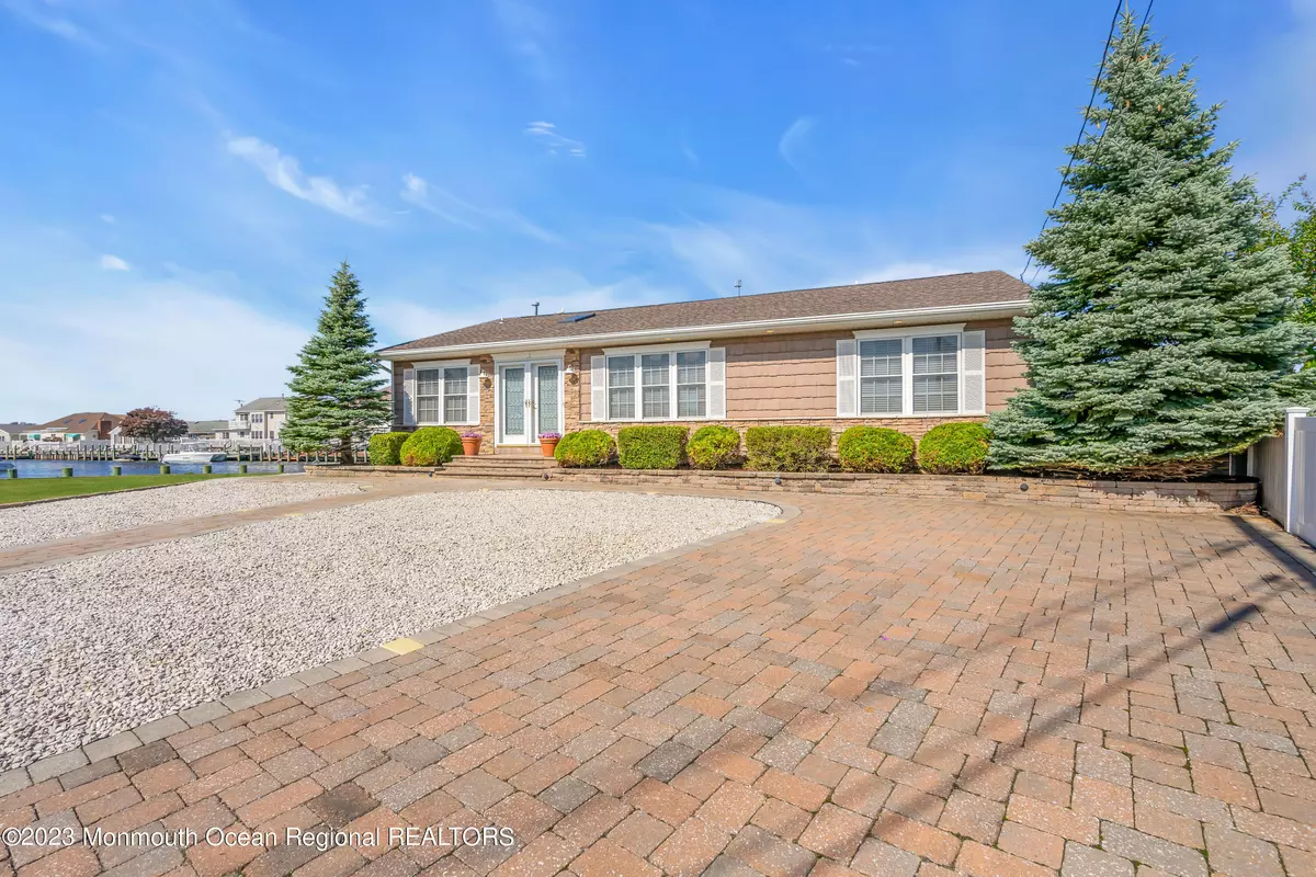 Forked River, NJ 08731,818 Windward Drive