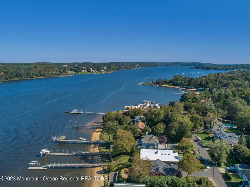 11 Cooney Terrace, Fair Haven, NJ 07704