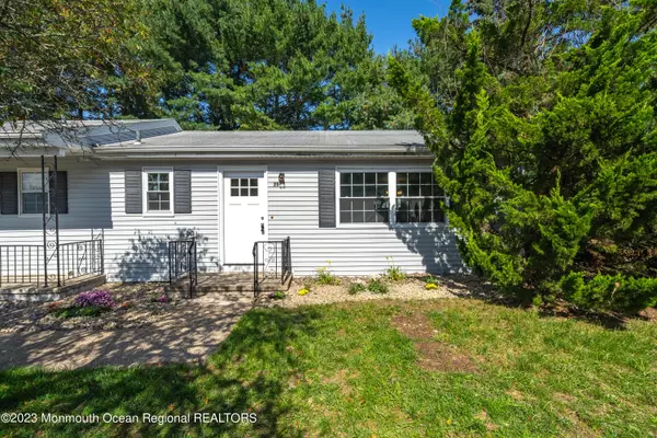 Jackson, NJ 08527,2 Primrose Lane