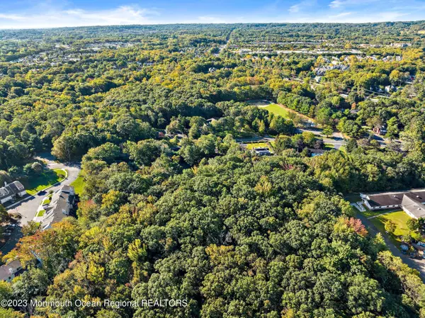 Holmdel, NJ 07733,292 Middle Road #Lot A