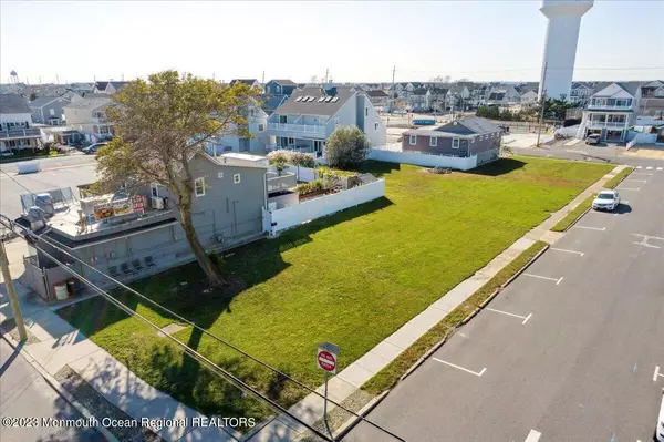 105 5th Avenue, Ortley Beach, NJ 08751