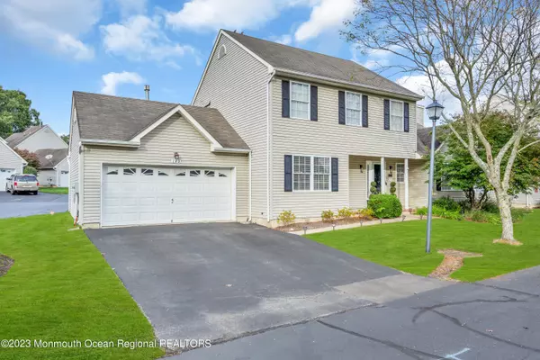 Toms River, NJ 08753,143 Golf View Boulevard