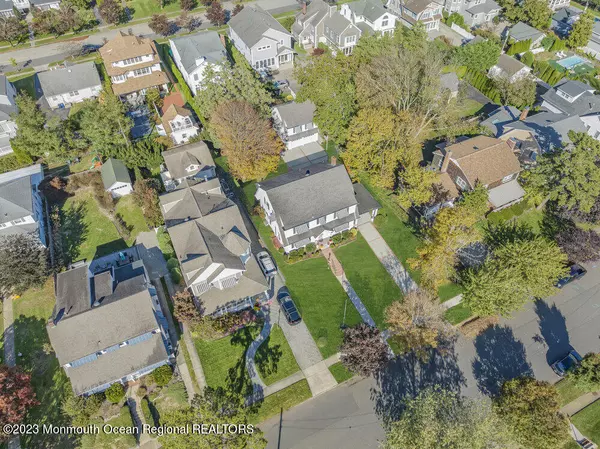 Spring Lake, NJ 07762,418 Essex Avenue