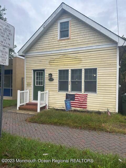 141 E Main Street, Tuckerton, NJ 08087