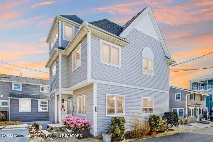 59 Atlantic Way, Lavallette, NJ 08735