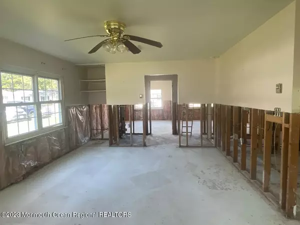 Lakewood, NJ 08701,1115 Argyll Circle