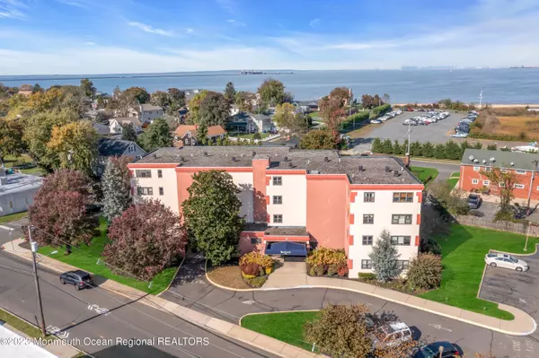 32 Center Avenue #16,  Atlantic Highlands,  NJ 07716