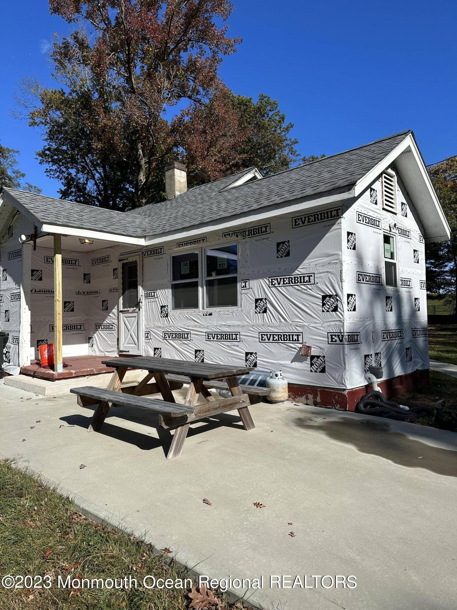 Wall, NJ 07719,3811 Herbertsville Road