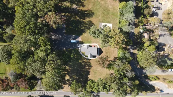 Wall, NJ 07719,3811 Herbertsville Road