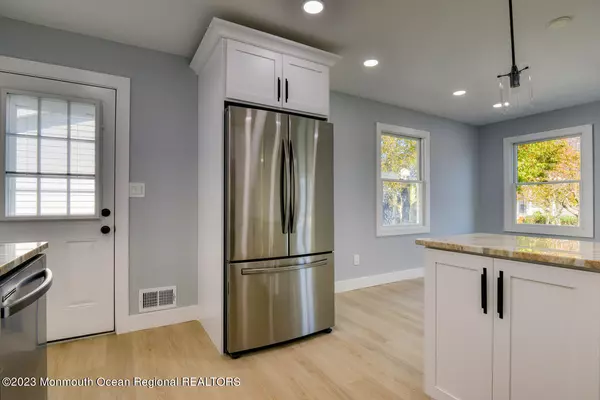 Keyport, NJ 07735,46 Green Grove Avenue