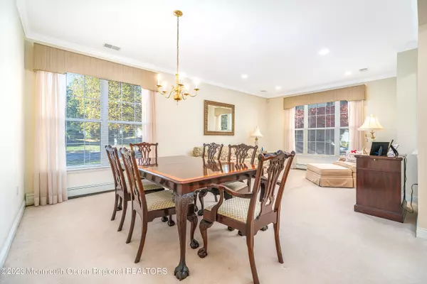 Lakewood, NJ 08701,26 Spring Valley Drive