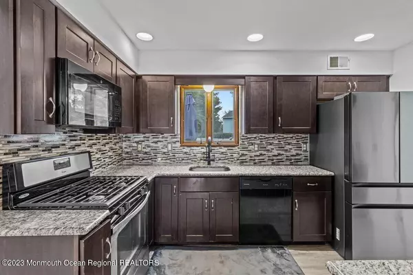 Toms River, NJ 08755,1211 Echo Place