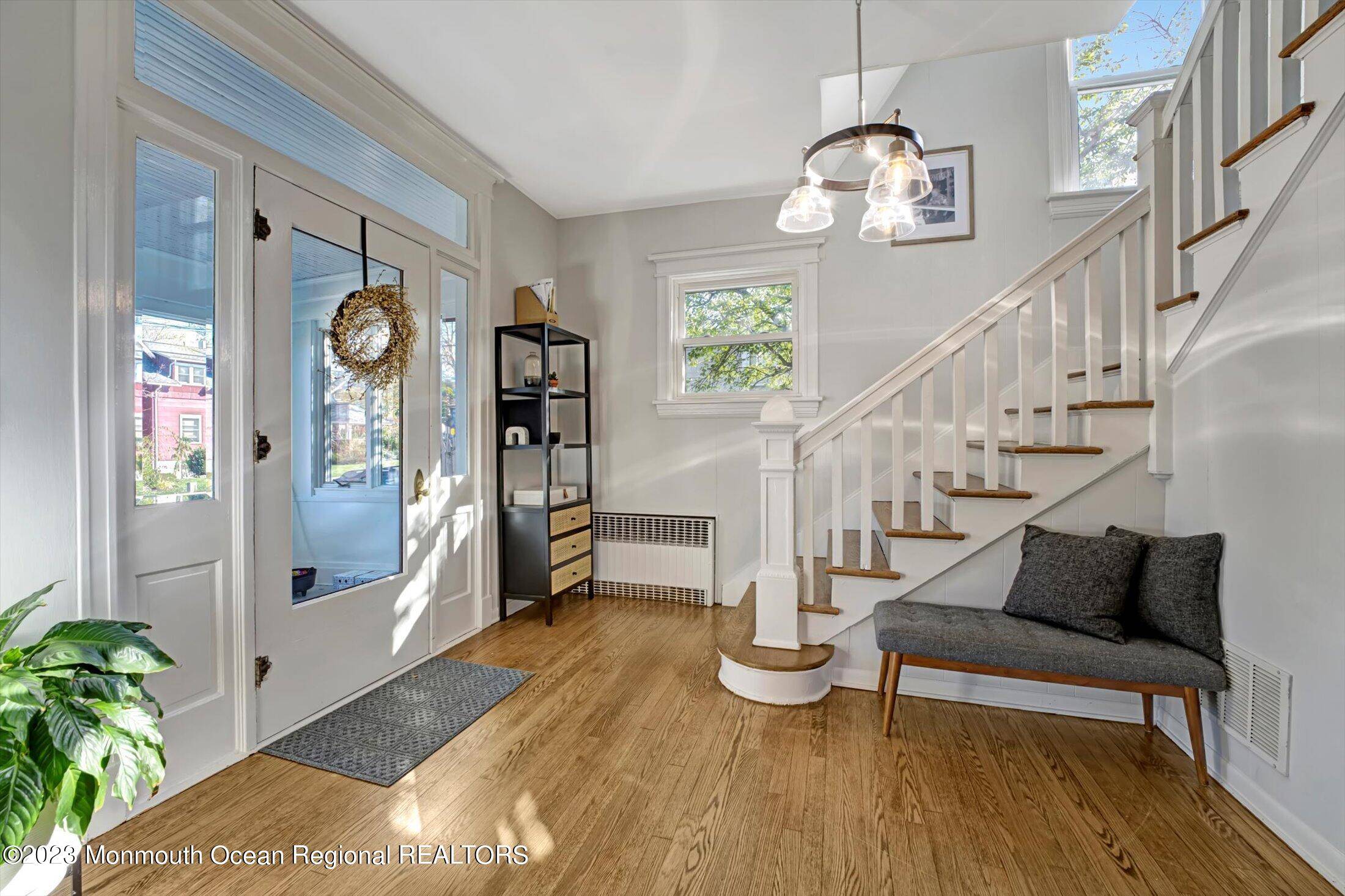 Atlantic Highlands, NJ 07716,17 E Lincoln Avenue