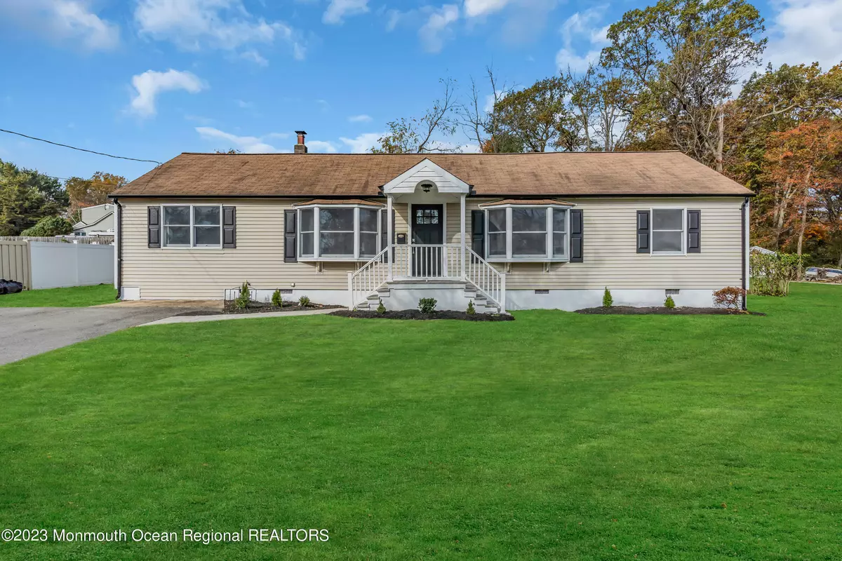 Matawan, NJ 07747,4 Highland Avenue