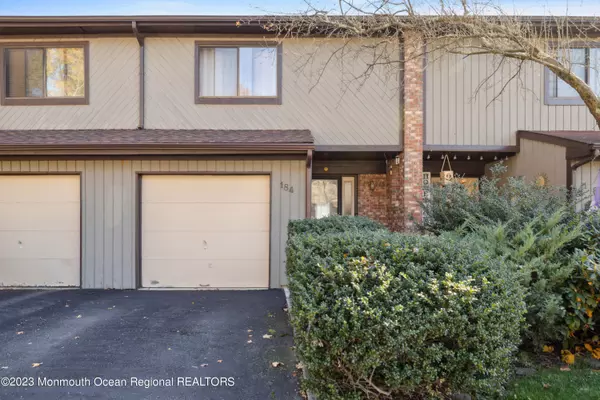 184 Heywood Court #105, Matawan, NJ 07747