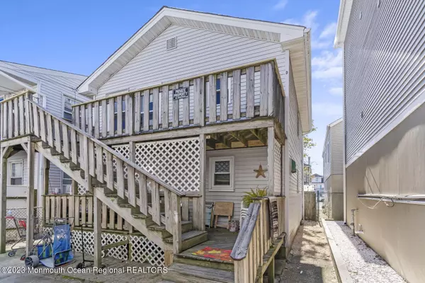 Seaside Heights, NJ 08751,223 Hamilton Avenue #4