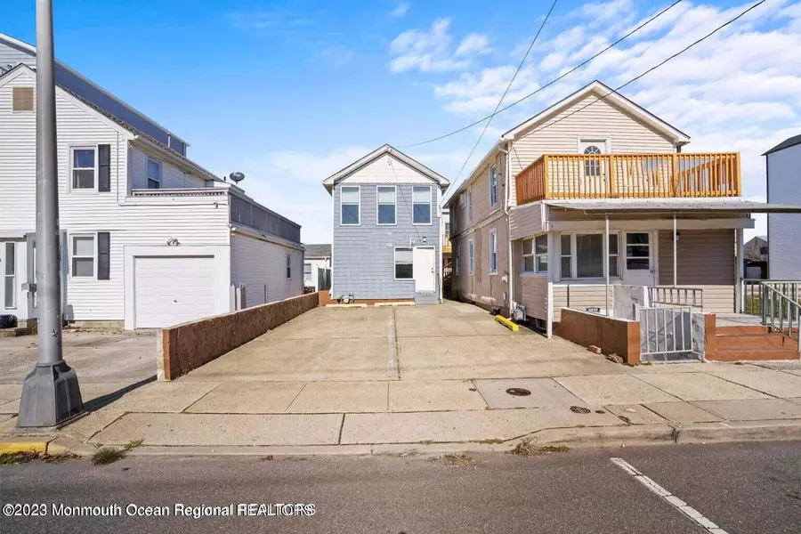 3840 Dupont Avenue, Seaside Heights, NJ 08751