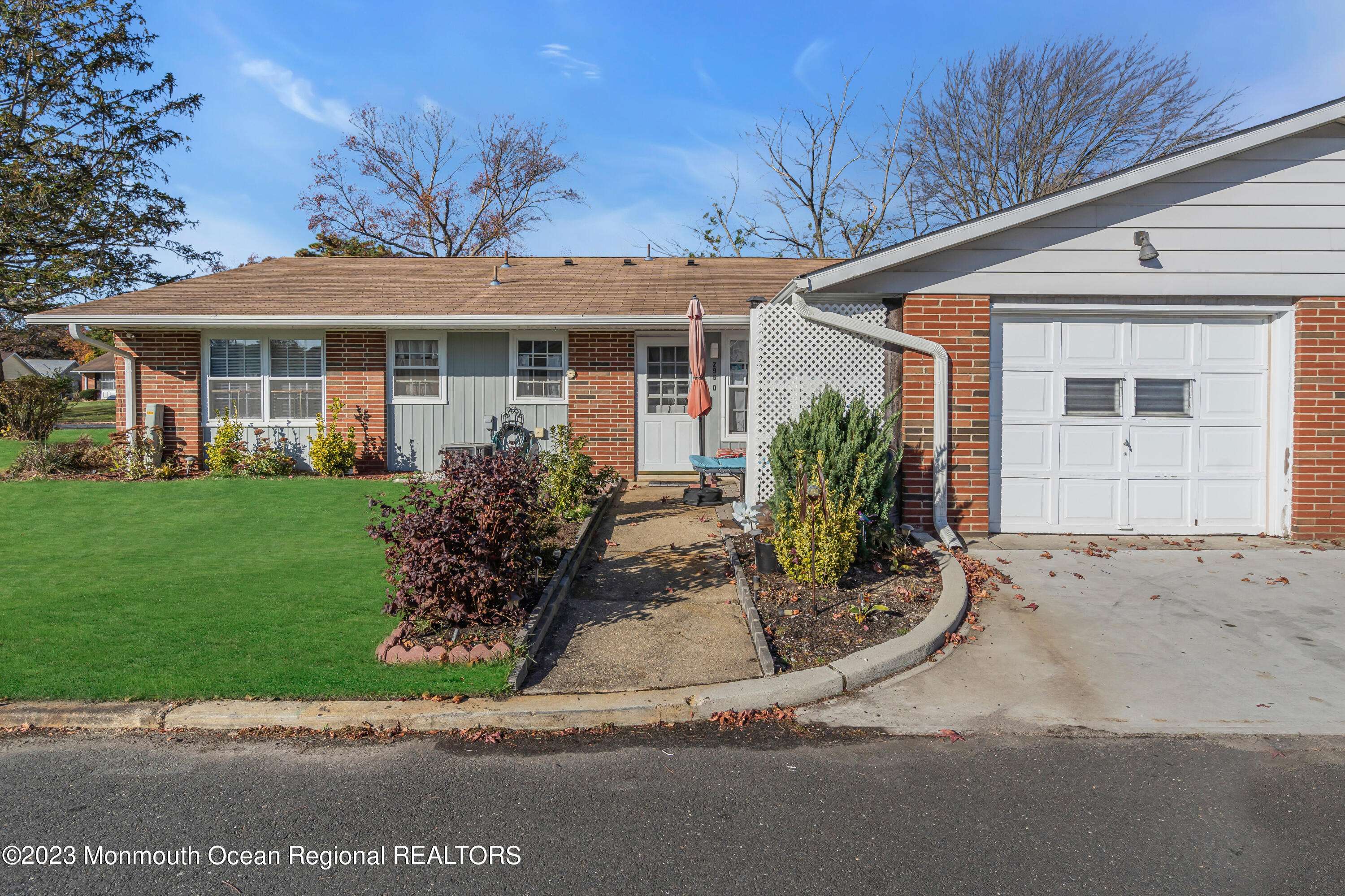 296 Dorchester Drive #D, Lakewood, NJ 08701