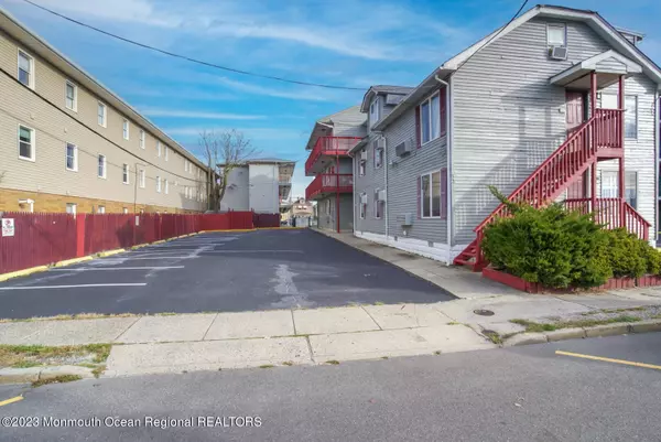 Seaside Heights, NJ 08751,52 Porter Avenue #6