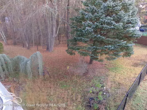 Jackson, NJ 08527,639 W Veterans Highway