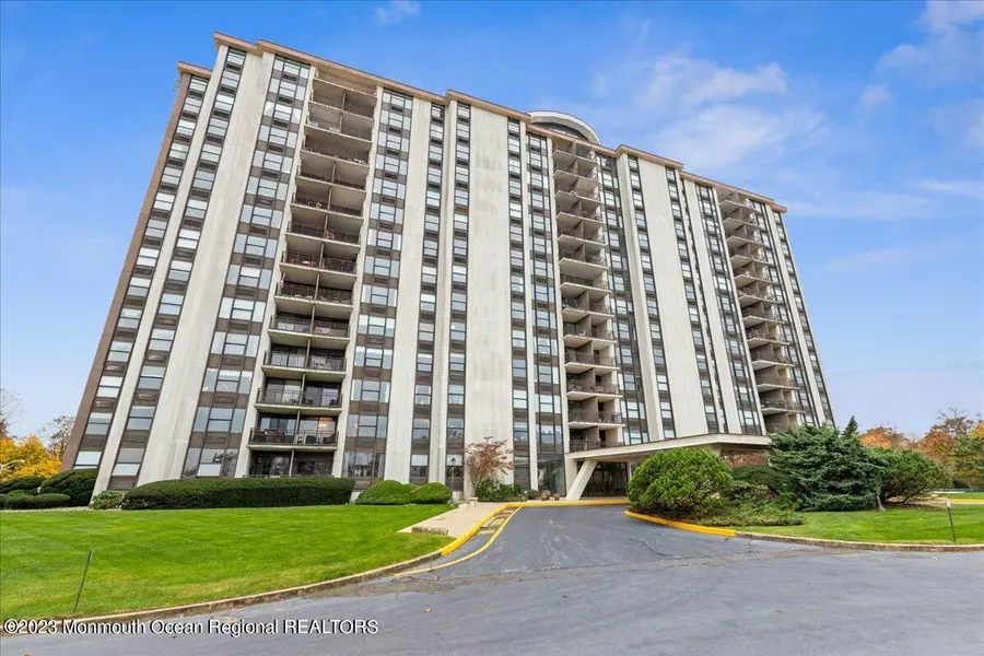 1 Scenic Drive #608, Highlands, NJ 07732