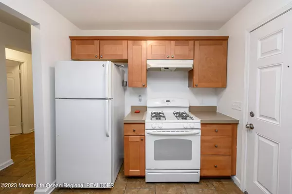 Little Egg Harbor, NJ 08087,106 E Mohawk Drive