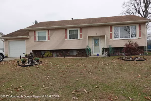 Browns Mills, NJ 08015,9 Railroad Street