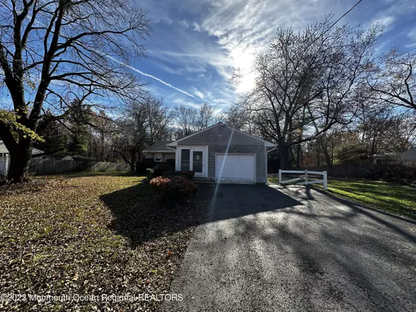 East Windsor, NJ 08520,60 Brooktree Road