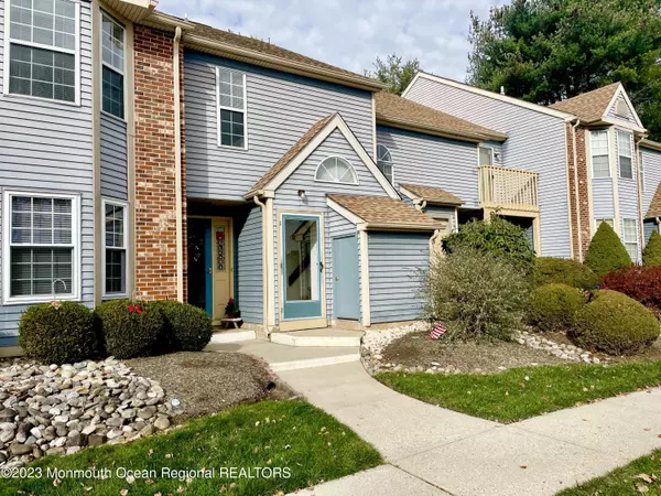 Hamilton, NJ 08690,17 Tilia Court