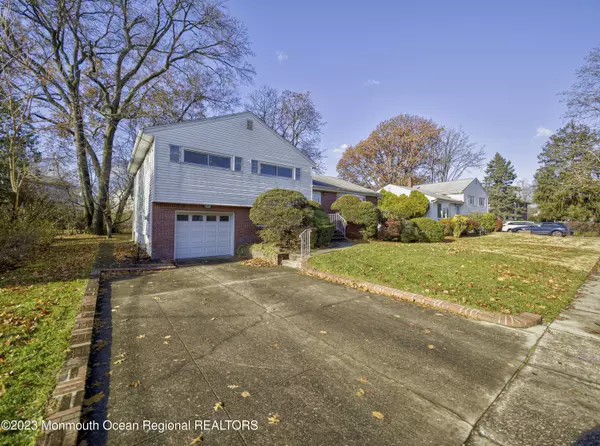 Fairlawn, NJ 07410,1304 Tanis Place