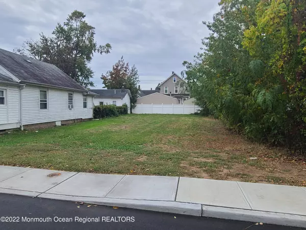 Keansburg, NJ 07734,9 Randall Place