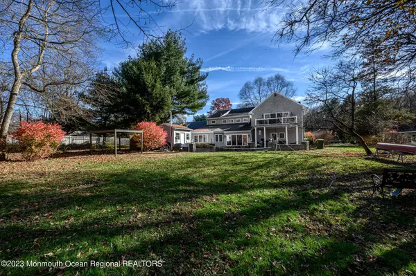 Roosevelt, NJ 08555,16 Pine Drive