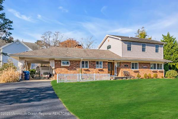 250 Cliftwood Road,  Oakhurst,  NJ 07755