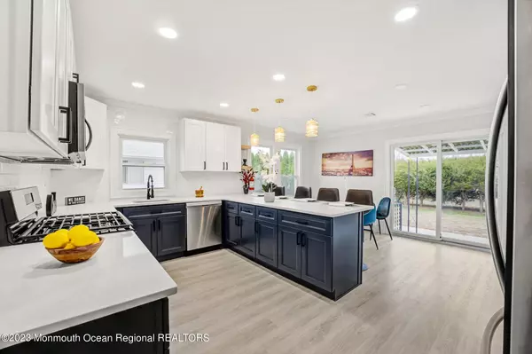 Toms River, NJ 08757,25 Anguilla Lane