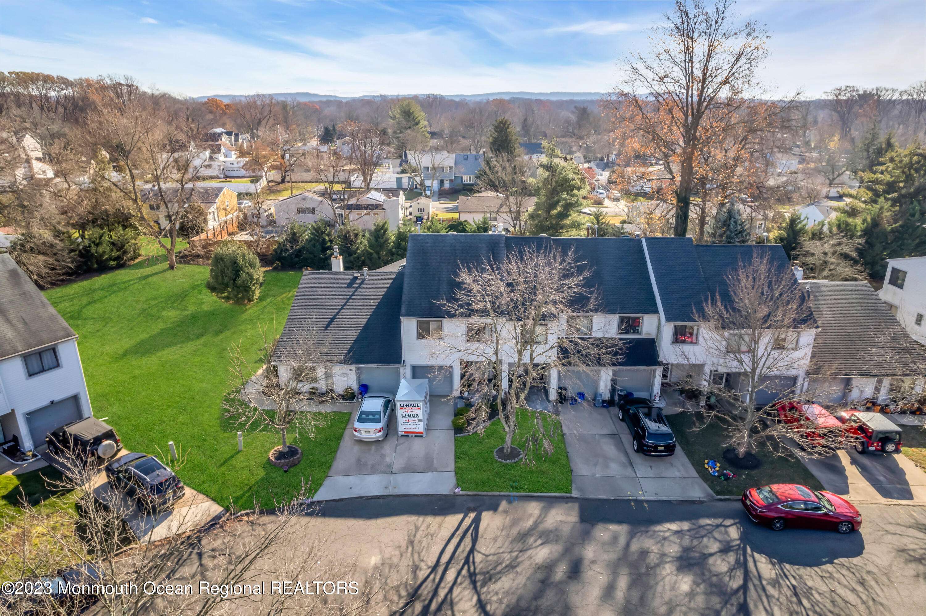 99 Lexington Circle, Matawan, NJ 07747