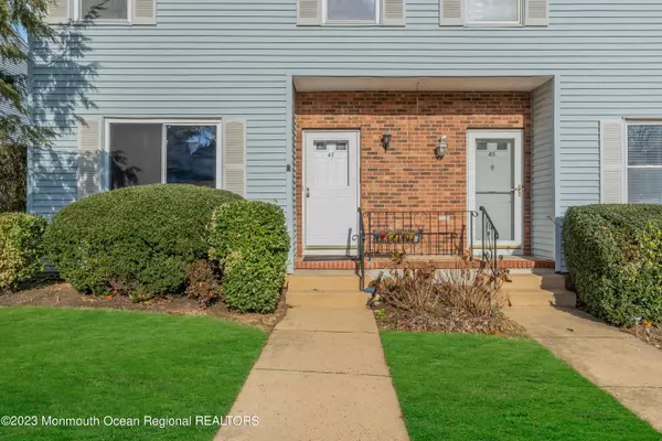 Jamesburg, NJ 08831,47 Dogwood Court