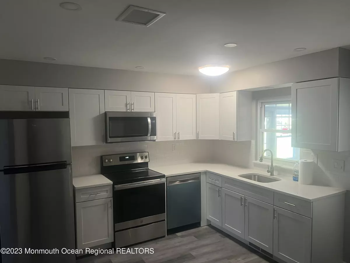 Lakewood, NJ 08701,84 Dorchester Drive #C