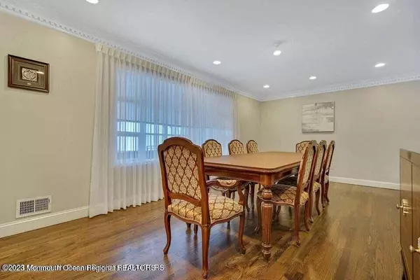 Lakewood, NJ 08701,124 Yale Drive