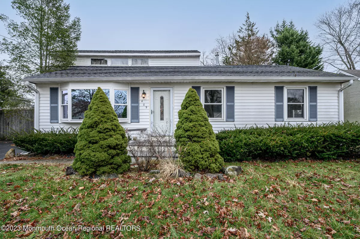 Manahawkin, NJ 08050,409 Mermaid Drive