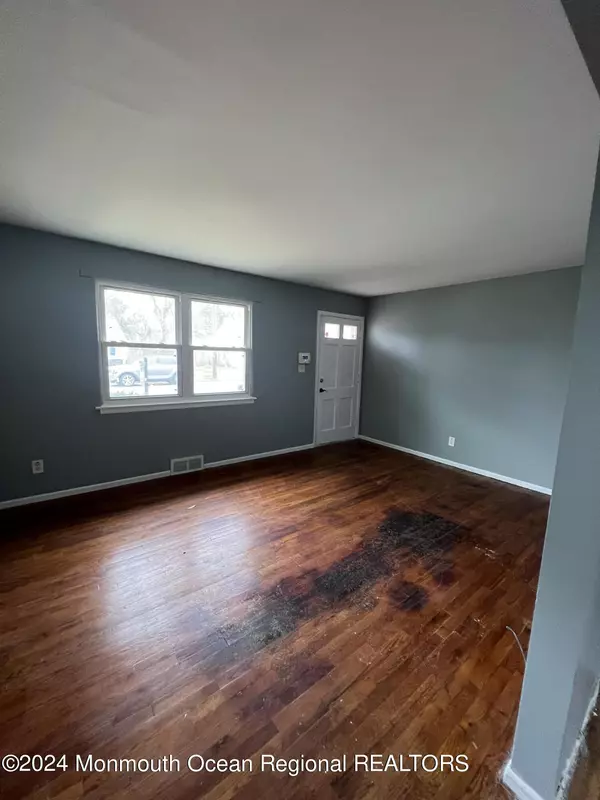 Hamilton, NJ 08629,206 Eleanor Avenue