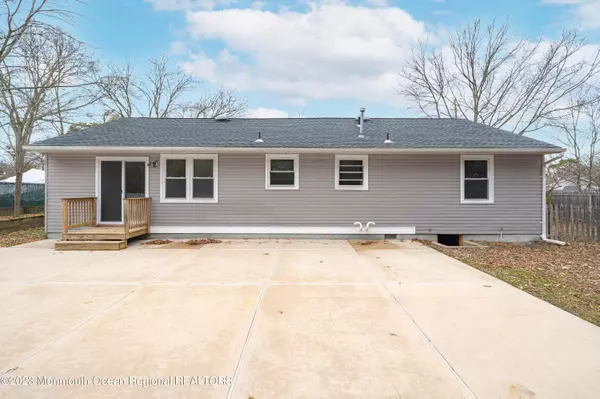 Lanoka Harbor, NJ 08734,509 Ash Road