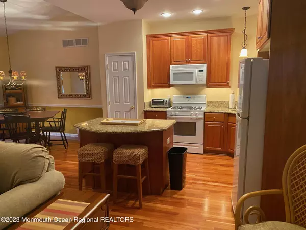Manahawkin, NJ 08050,121 Windward Drive